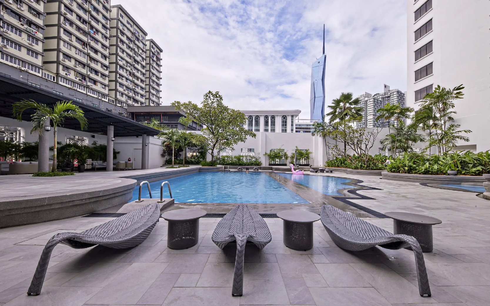 Royal Signature Hotel 2